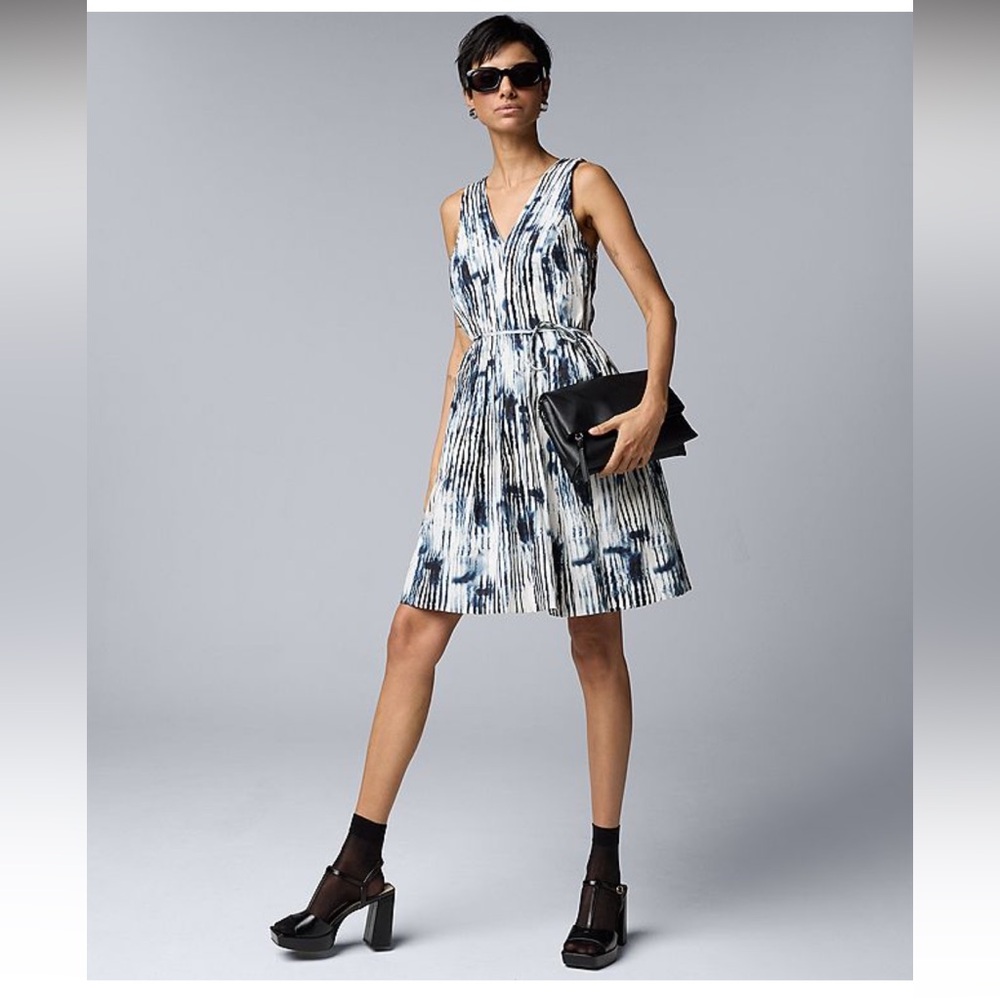 Simply Vera Wang Sleeveless V-Neck Pleated Dress - Size XL - NWT